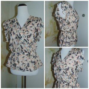 Heartloom SILK cream background neutral colored peplum pleated blouse X-Small